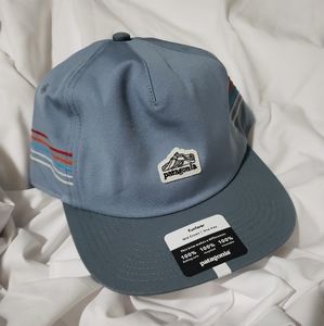 NWT Patagonia Funfarer Mid Crown Cap OS Line Logo Ridge Stripe Light Plume Grey